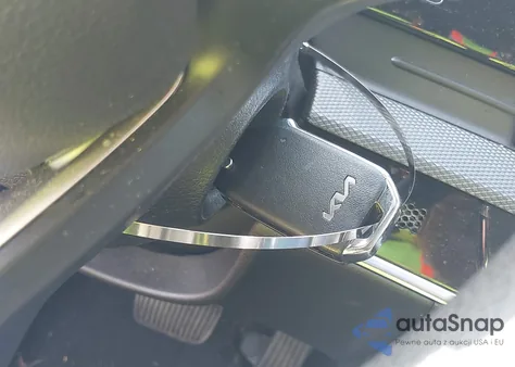 2024 Kia Sportage Hybrid Lx z USA, uszkodzony, nr VIN KNDPU3DG7R7137565